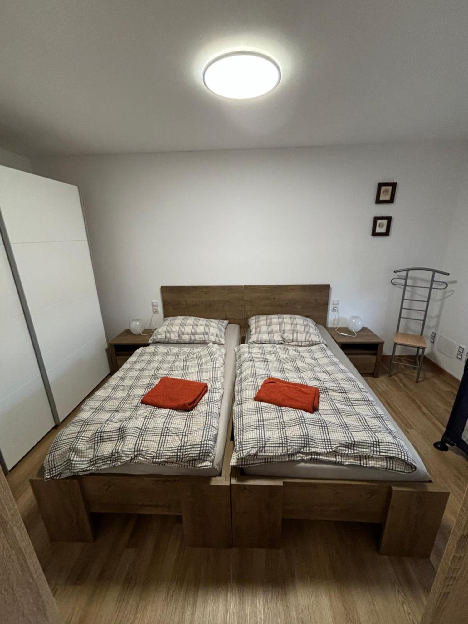 Apartman Pod Kostelem Strazov 외부 사진