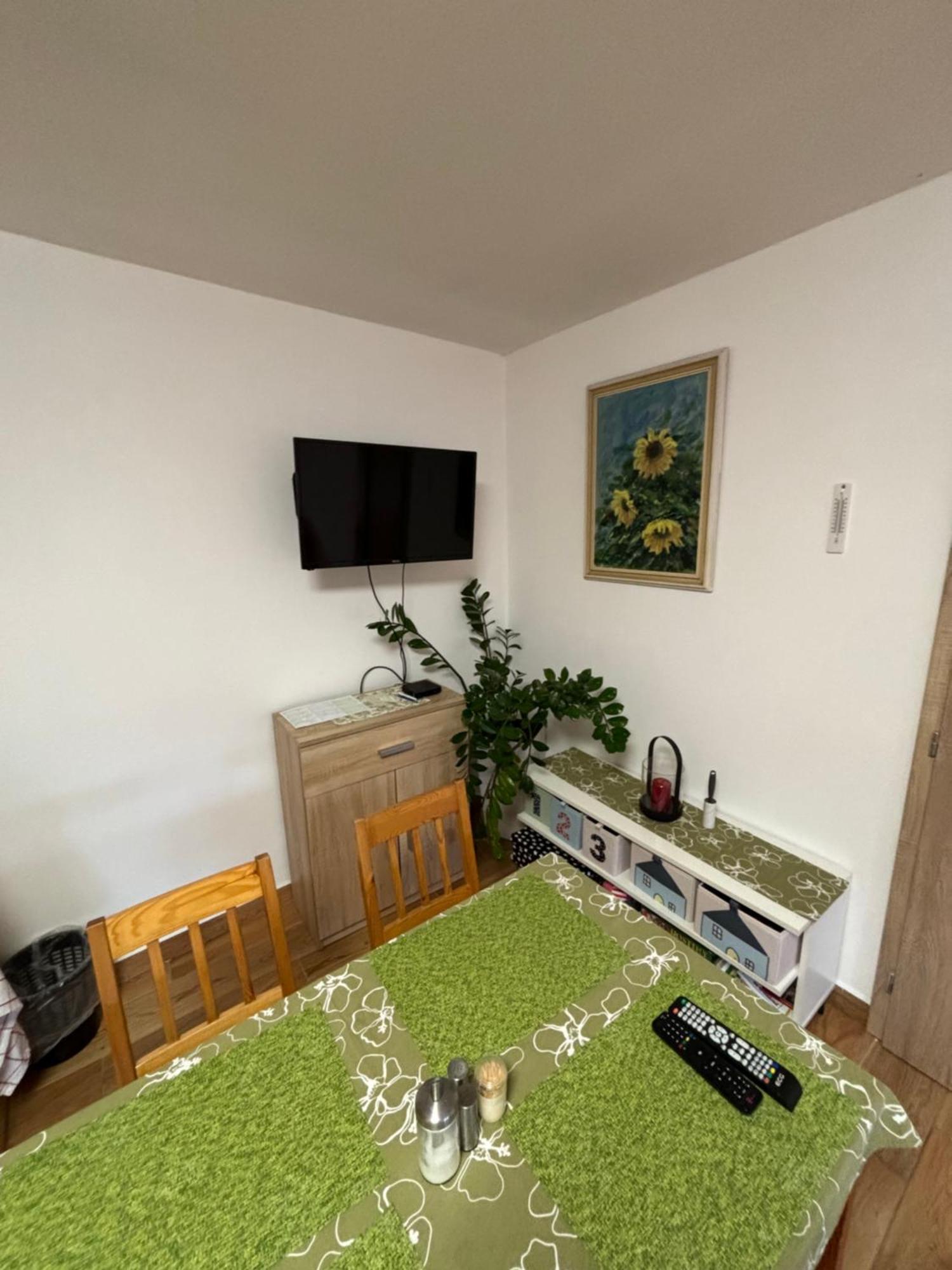 Apartman Pod Kostelem Strazov 외부 사진